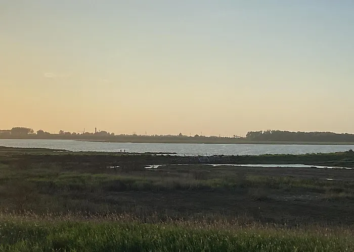 Face A La Baie Sallenelles