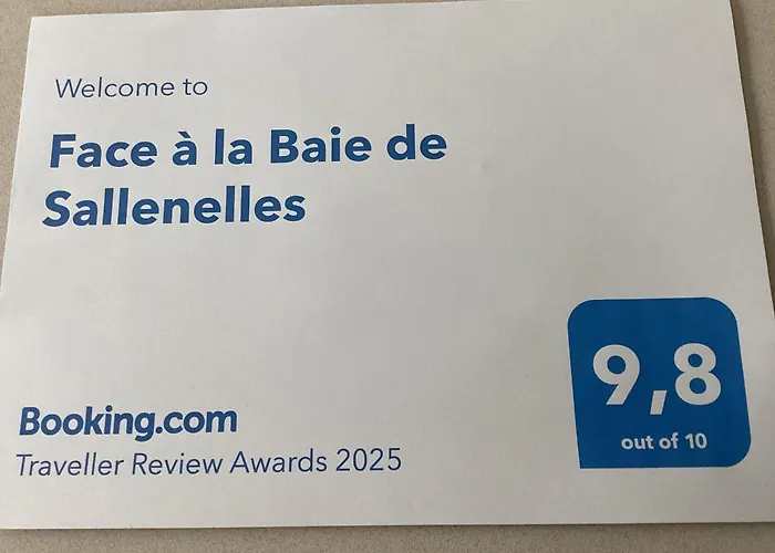 Homestay Face A La Baie Sallenelles